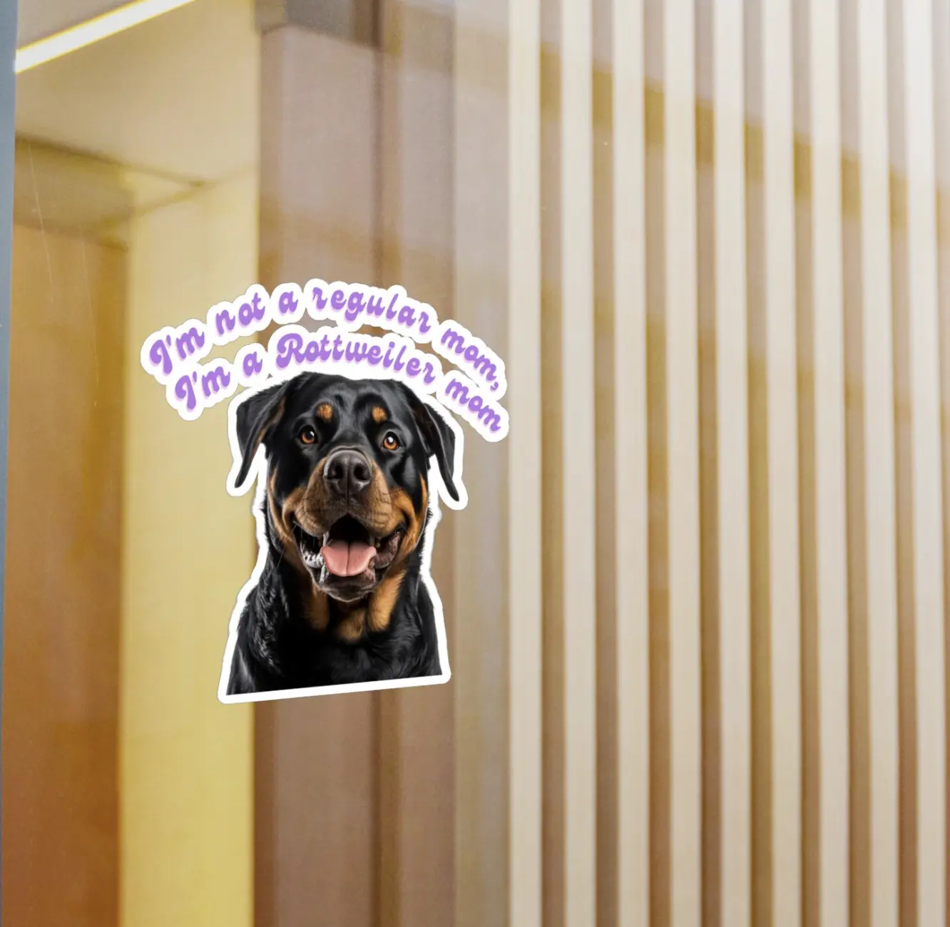 Adhesive Rottweiler window decal with 'Rottweiler mom' text, for cars and home decor